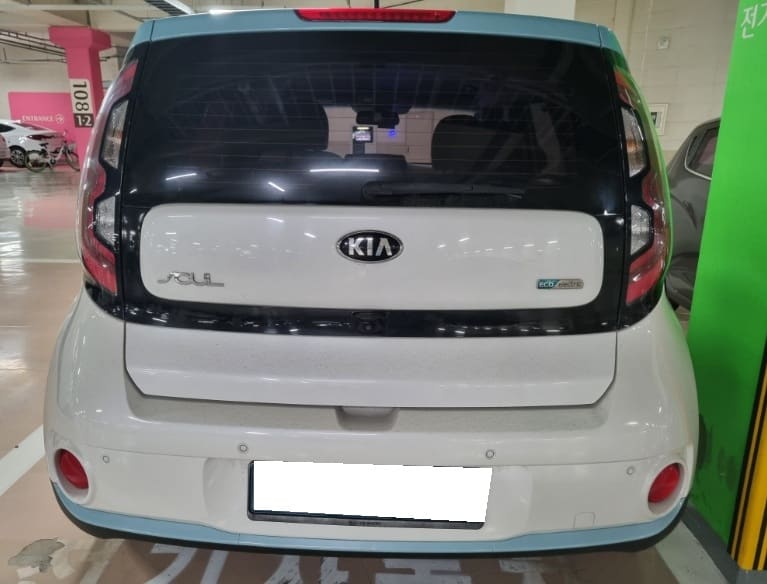 2017 Kia Soul EV (021870) pre-producted 3