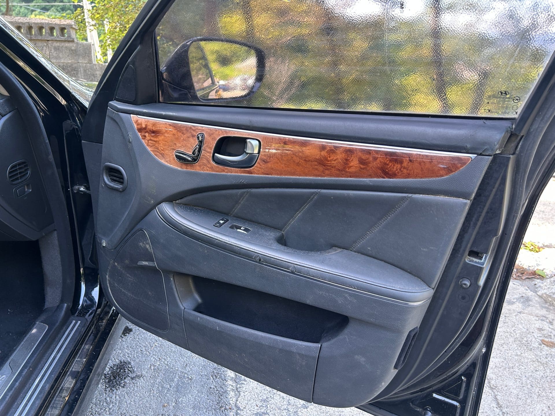 2015 Hyundai Equus VS500 (S/N: 090613) 31