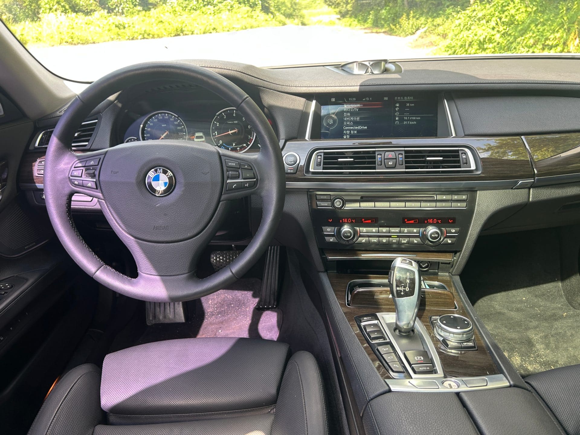 2014 BMW 7 Series (F01) 750 Li xDrive (S/N: 185185) 49