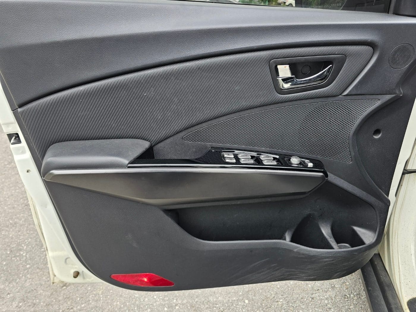 2019 KGM Tivoli Air 2WD Gasoline 1.6 (S/N: 262202) 32