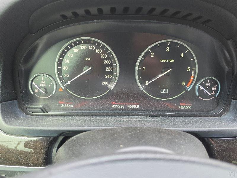 2012 BMW 5 Series (F10) 520d (X09252) pre-producted 6