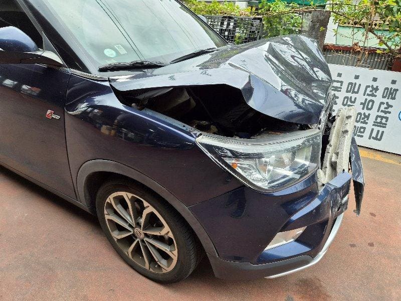 2017 KGM Tivoli Gasoline 4WD 1.6 LX (123830) pre-producted 3