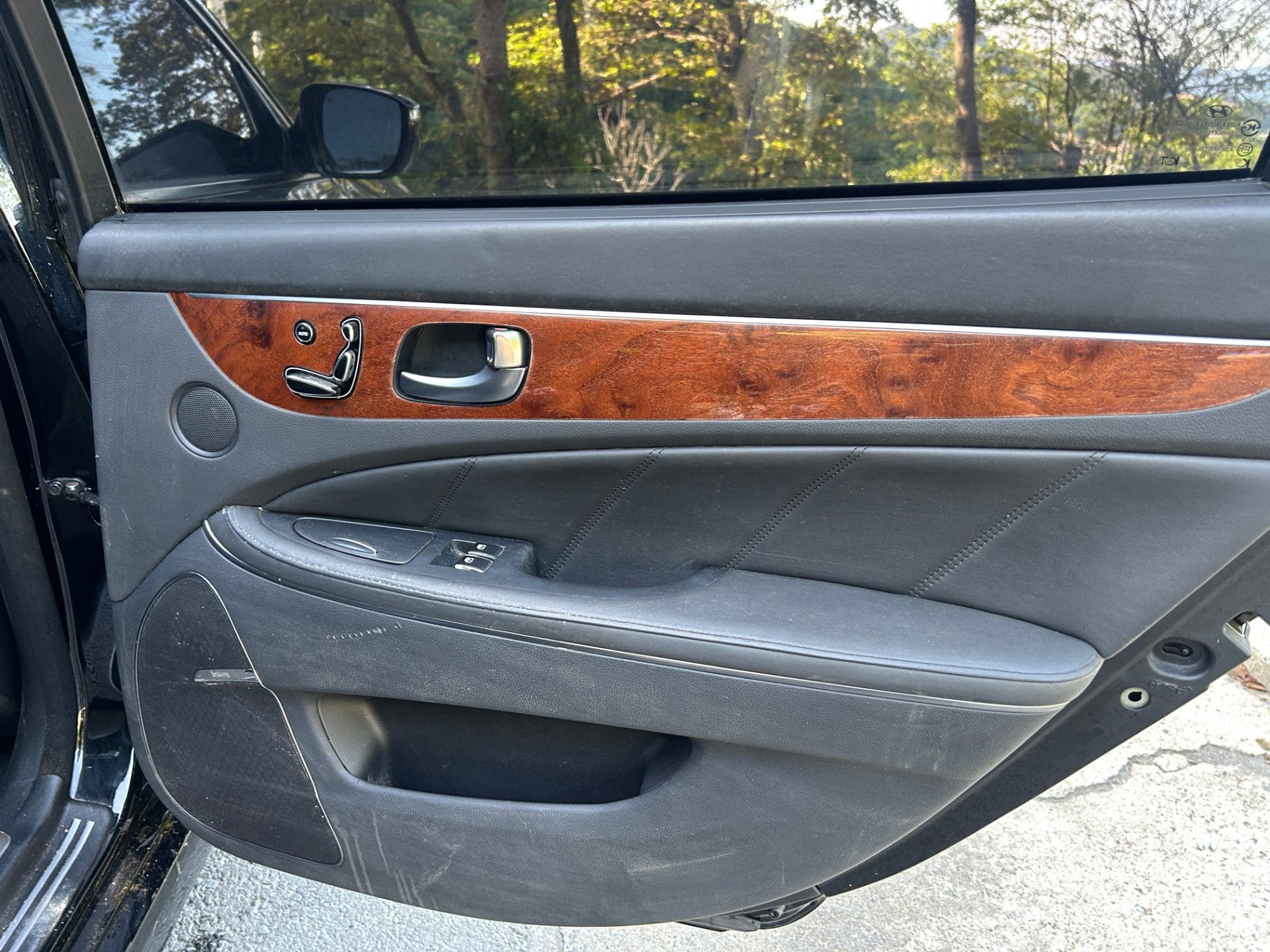 2015 Hyundai Equus VS500 (S/N: 090613) 23