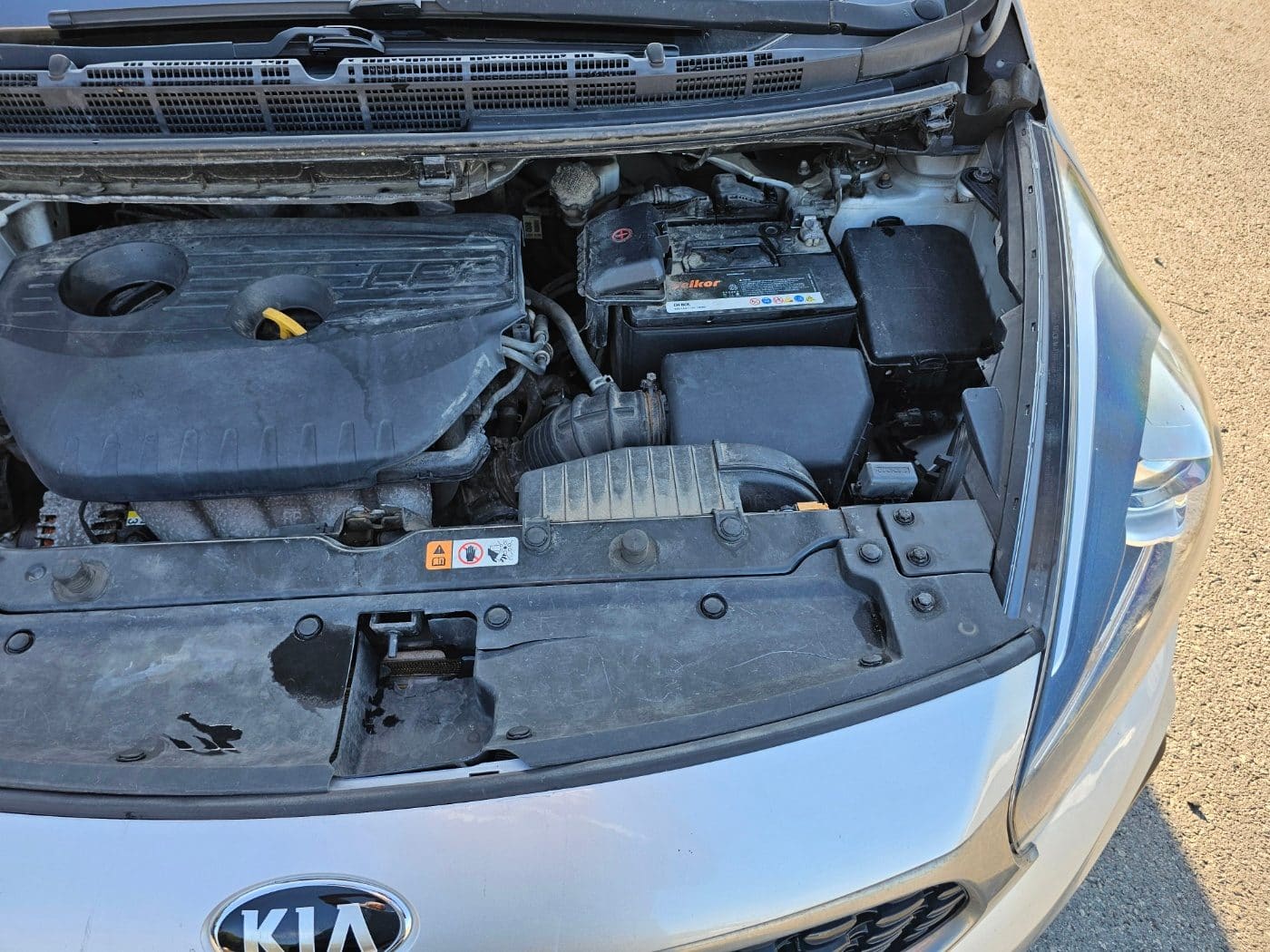 2017 Kia The New Carens 2.0 LPI (S/N: 166208) 23