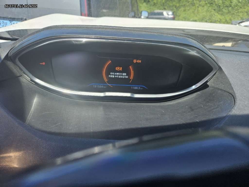 2018 Peugeot 5008 2nd Gen 1.6 BlueHDi (001091) pre-producted 8