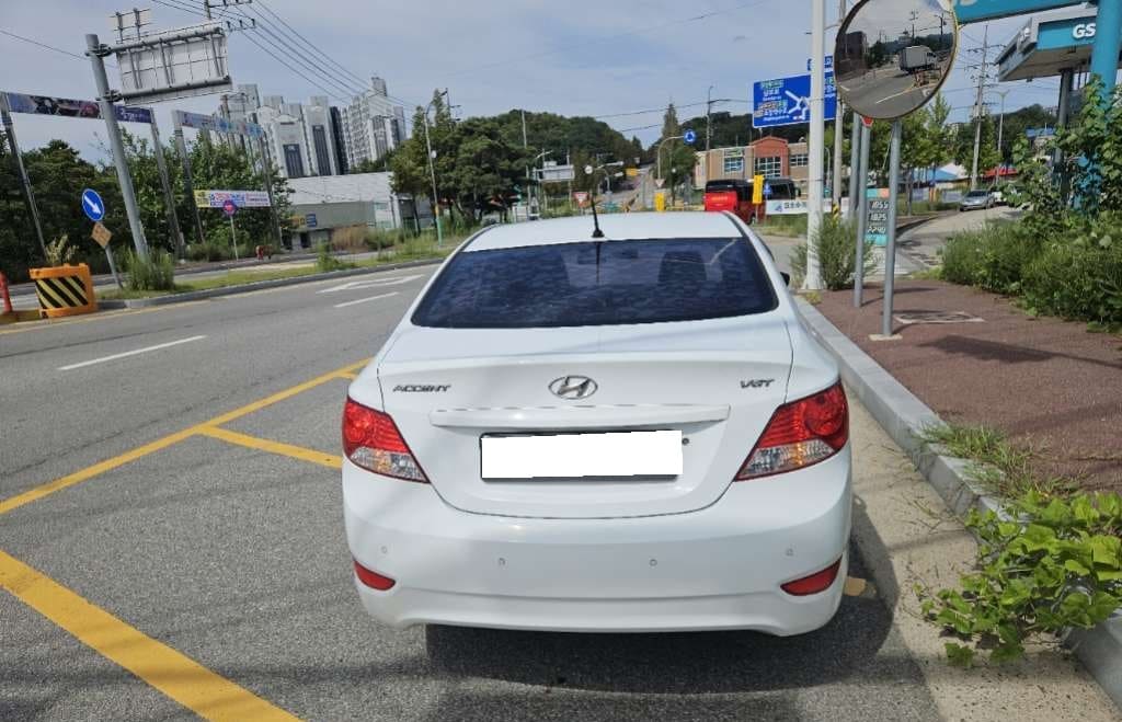 2012 Hyundai New Accent 1.6VGT (210100) pre-producted 5