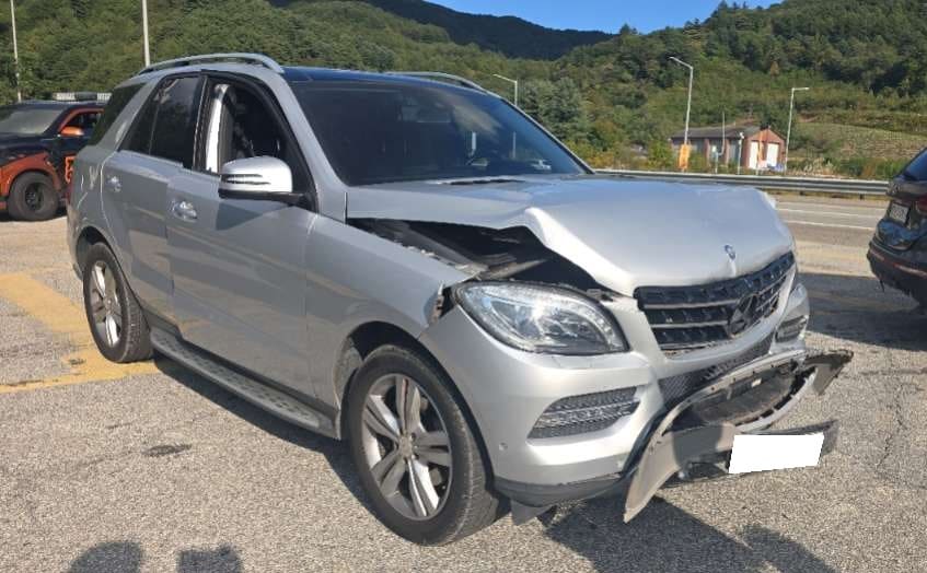 2015 Benz New M-Class (W166) ML350 BlueTEC 4MATIC (559089) pre-producted 1