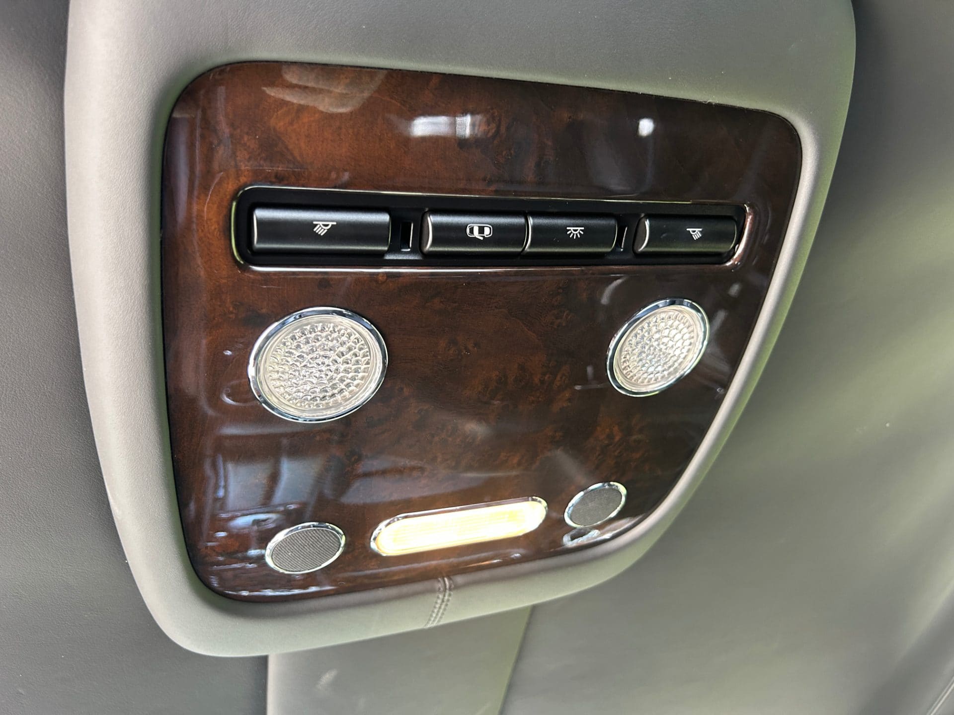 2007 Bentley Continental Flying Spur (S/N: 049897) 46