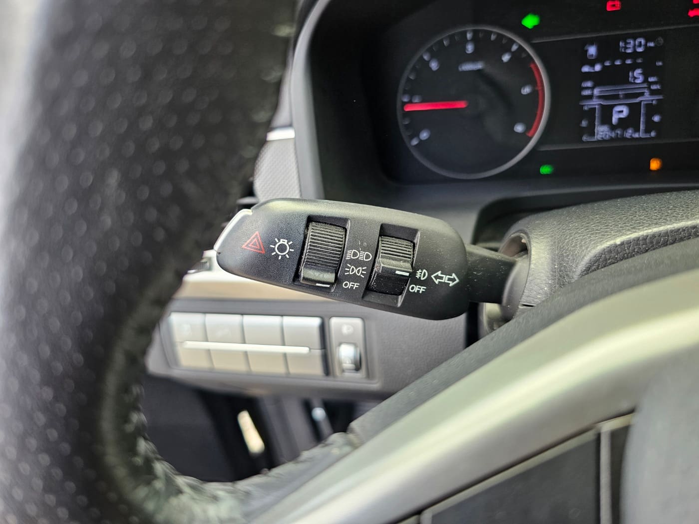 2018 KGM Rexton Sports 4WD Diesel 2.2 (S/N: 004804) 35