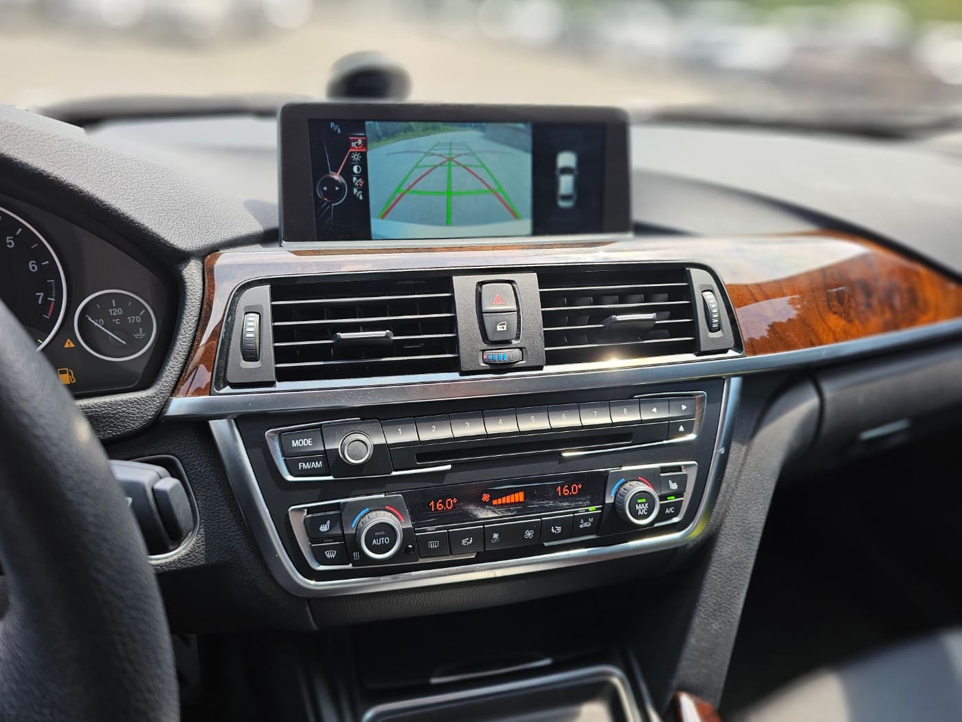 2014 BMW 3 Series (F30) 320i (S/N: 093911) 44