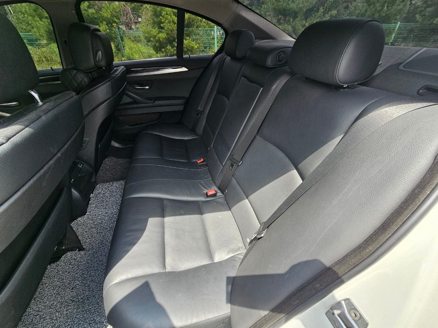 2013 BMW  5 Series (F10) 520d (S/N: Y57947) 28