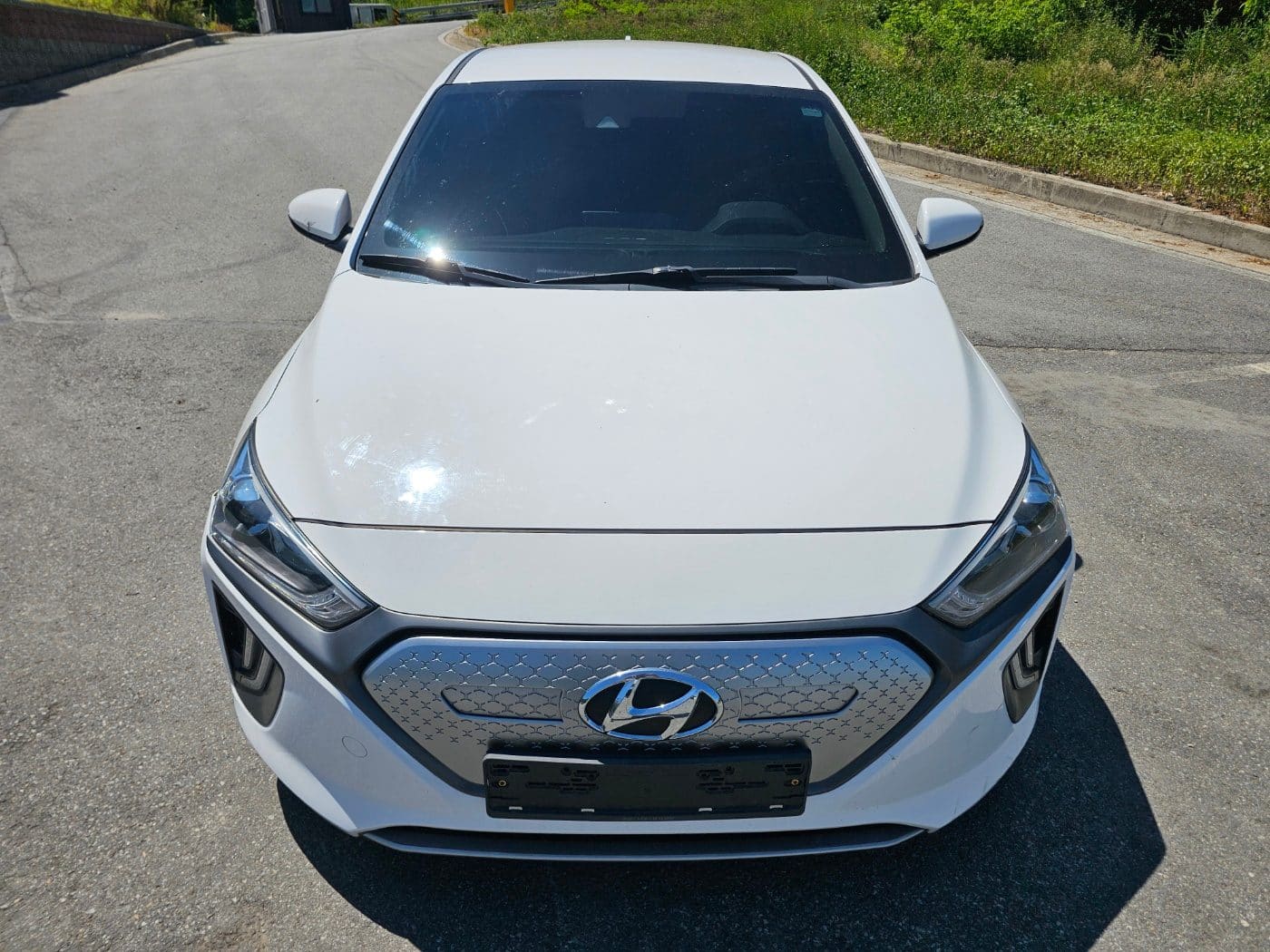 2020 Hyundai The New Ioniq Electric N (S/N: 070004) 2