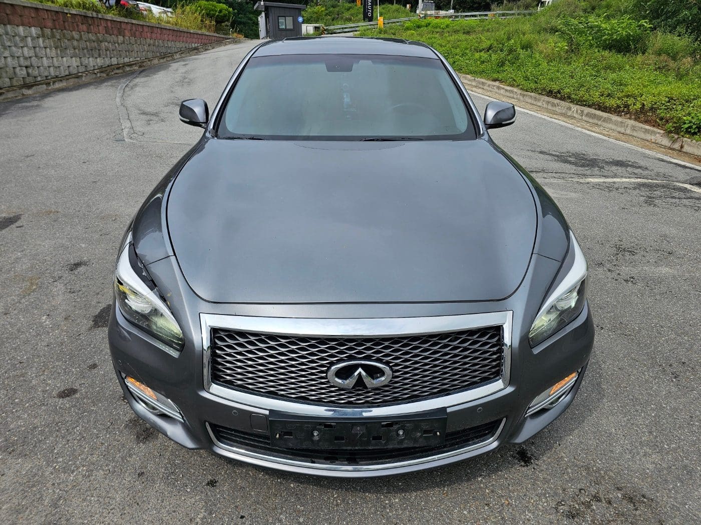 2016 Infiniti Q70 3.7 (S/N: 580214) 2