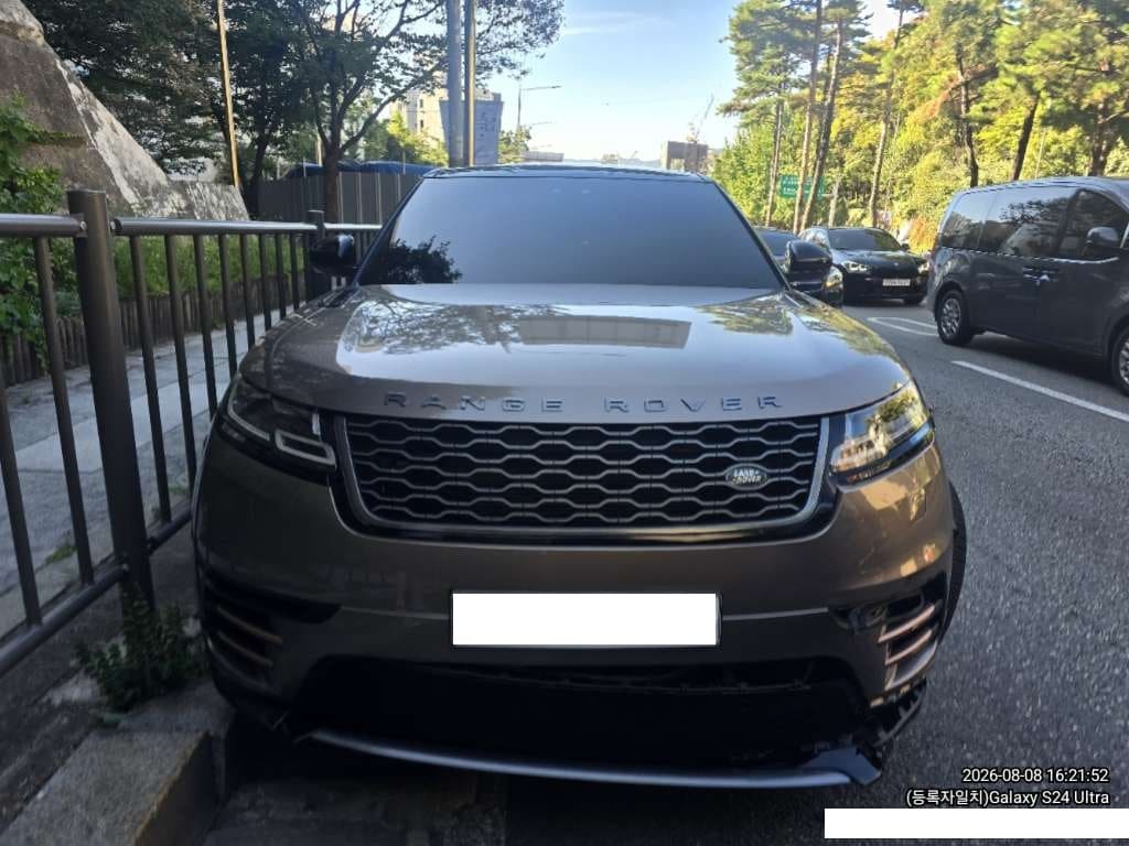 2018 Land Rover Range Rover Velar 3.0 D300 R-Dynamic (776769) pre-producted