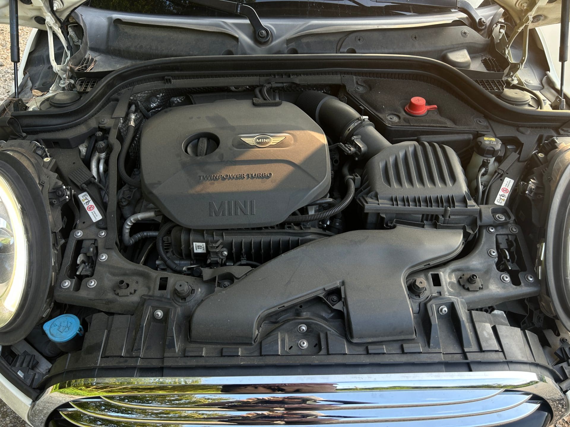2015 Mini Cooper 5-door (S/N: B05592) 53