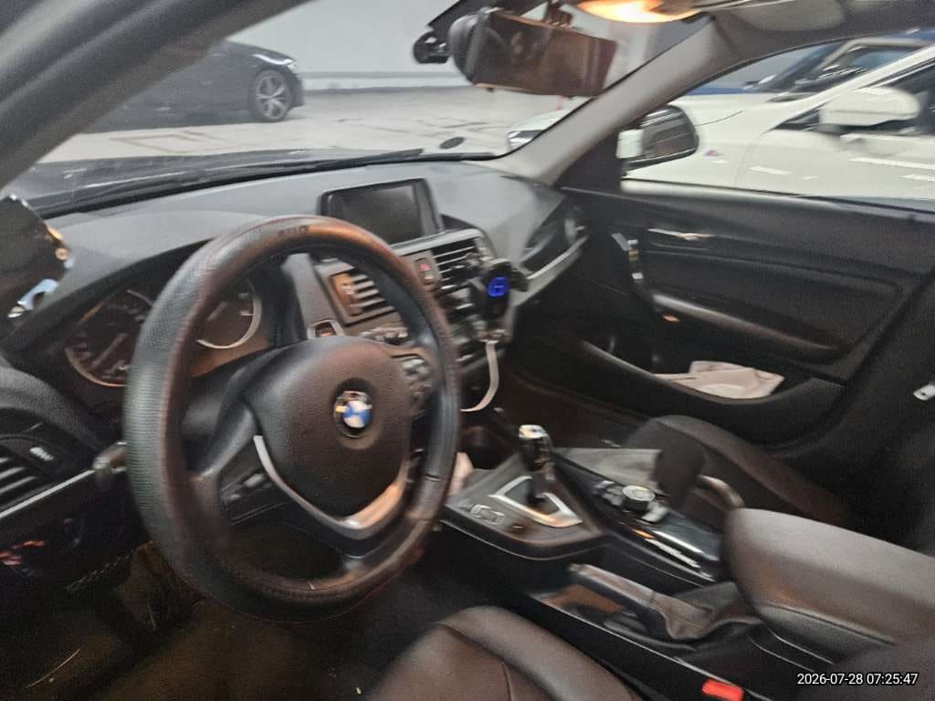 2014 BMW 1 Series Urban (V07233) pre-producted 6