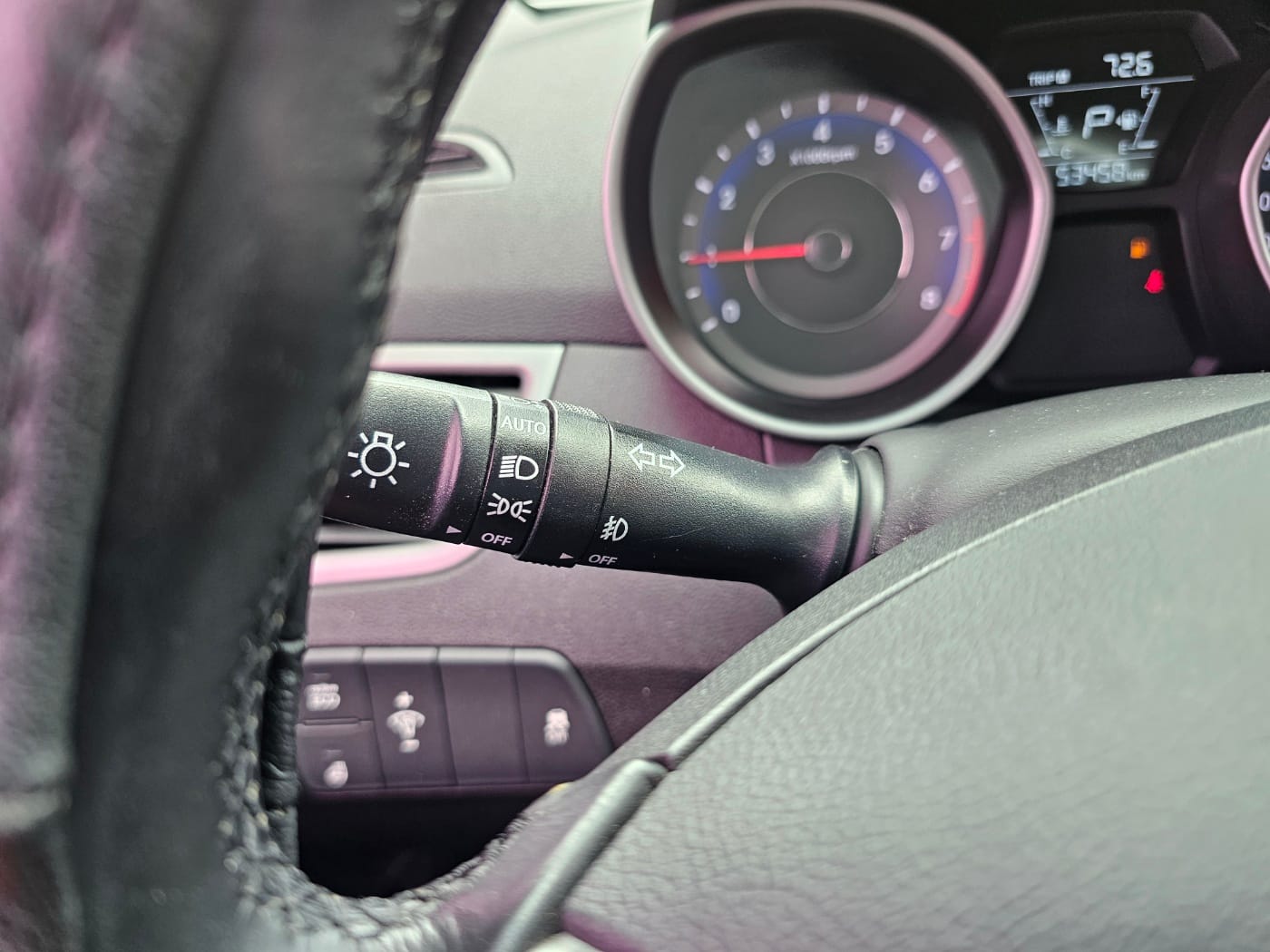 2014 Hyundai The New Avante 1.6 GDI (S/N: 042632) 40