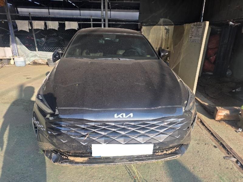 2022 Kia K8 3.5 2WD (001620) pre-producted 1