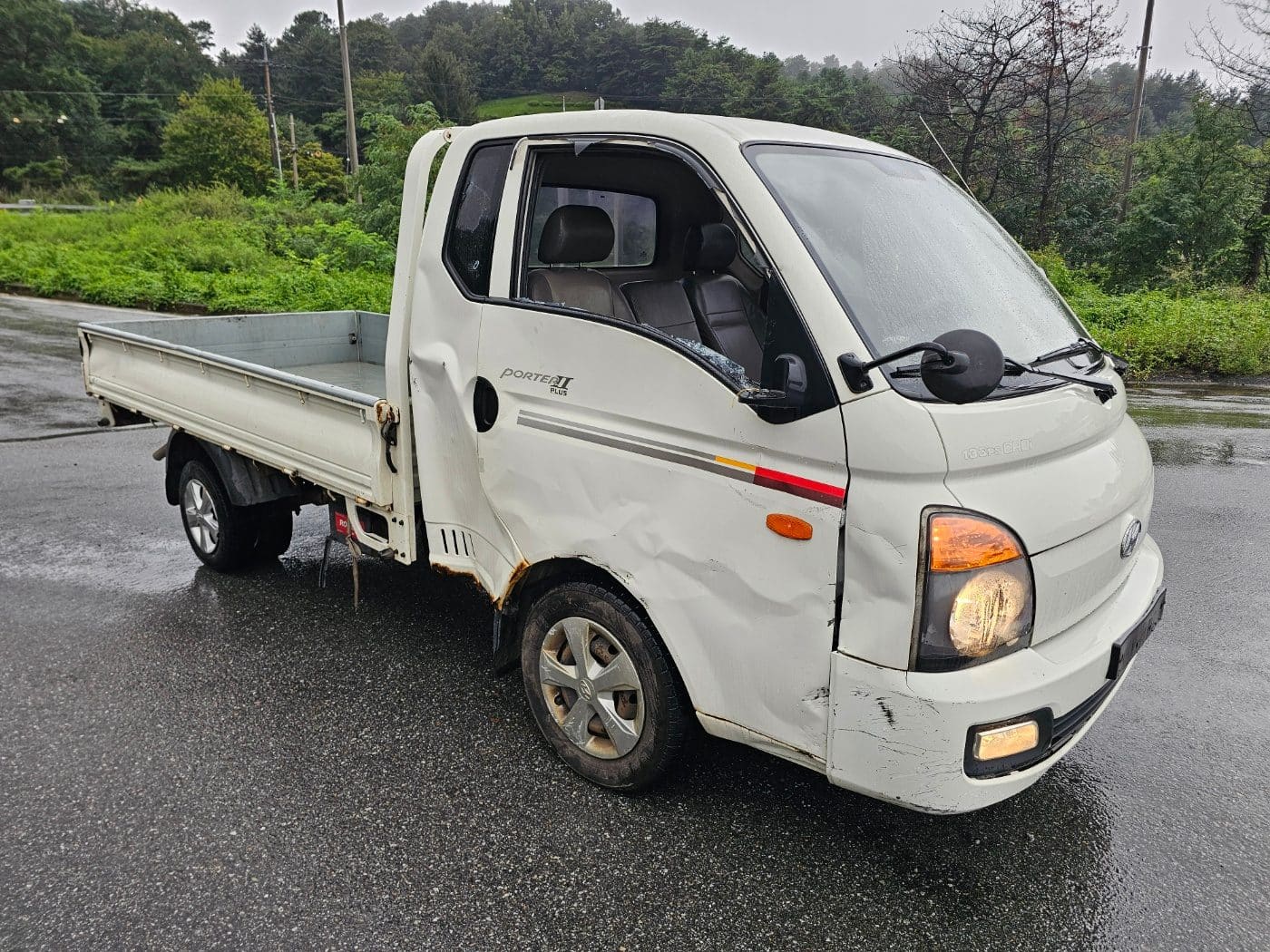2013 Hyundai Porter 2 1.0-ton Super Cab (CRDi) (S/N: 920599) 3