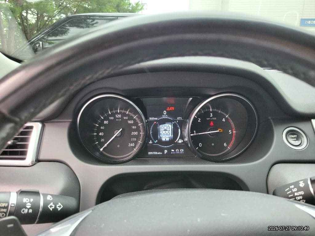 2019 Land Rover Discovery Sport 2.0 TD4 SE (793643) pre-producted 11
