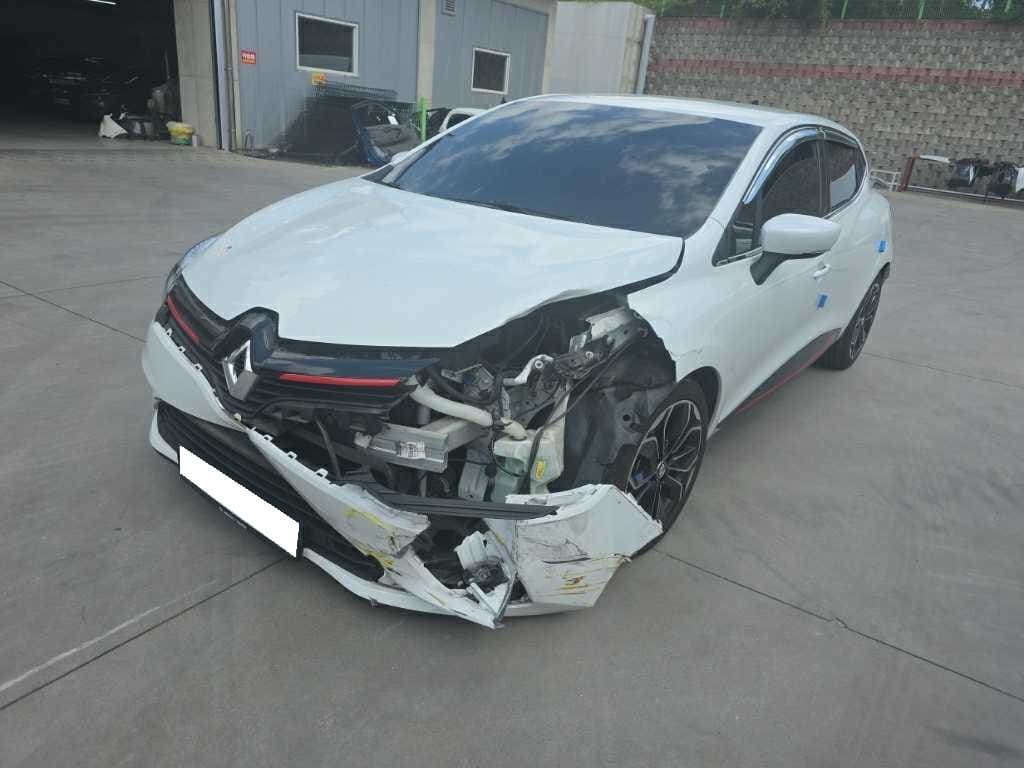 2018 Renault Clio 1.5 Intens (445762) pre-producted
