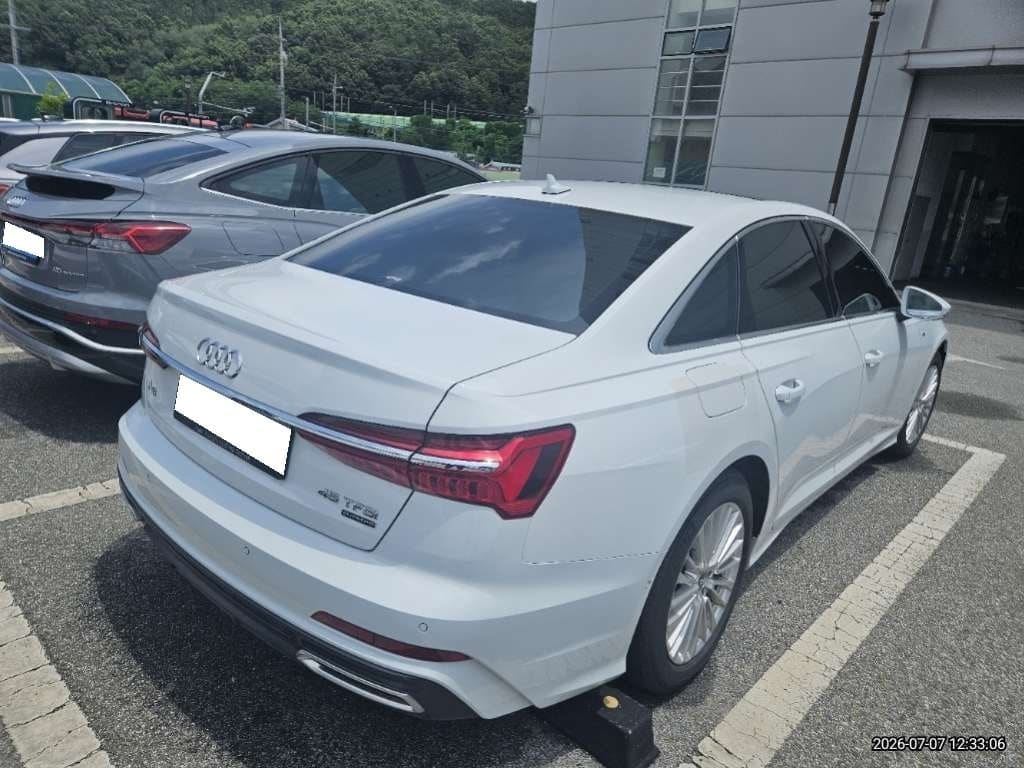 2020 Audi A6 (C8) 45 TFSI Quattro (056816) pre-producted