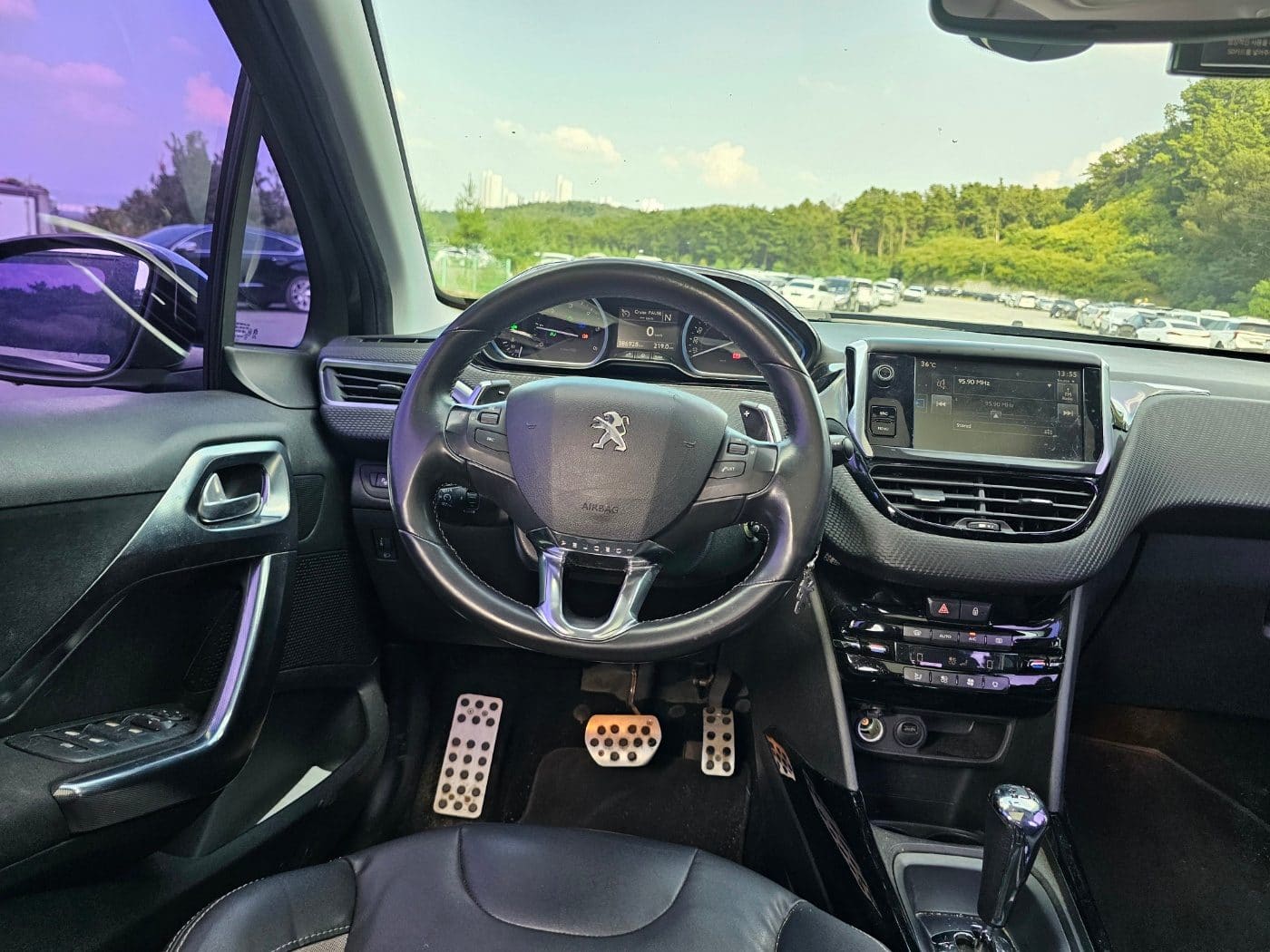 2015 Peugeot 2008 1.6 E-HDI (S/N: 045004) 32