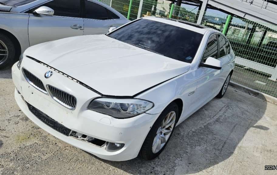 2013 BMW 5 Series (F10) 528i (W42990) pre-producted 1