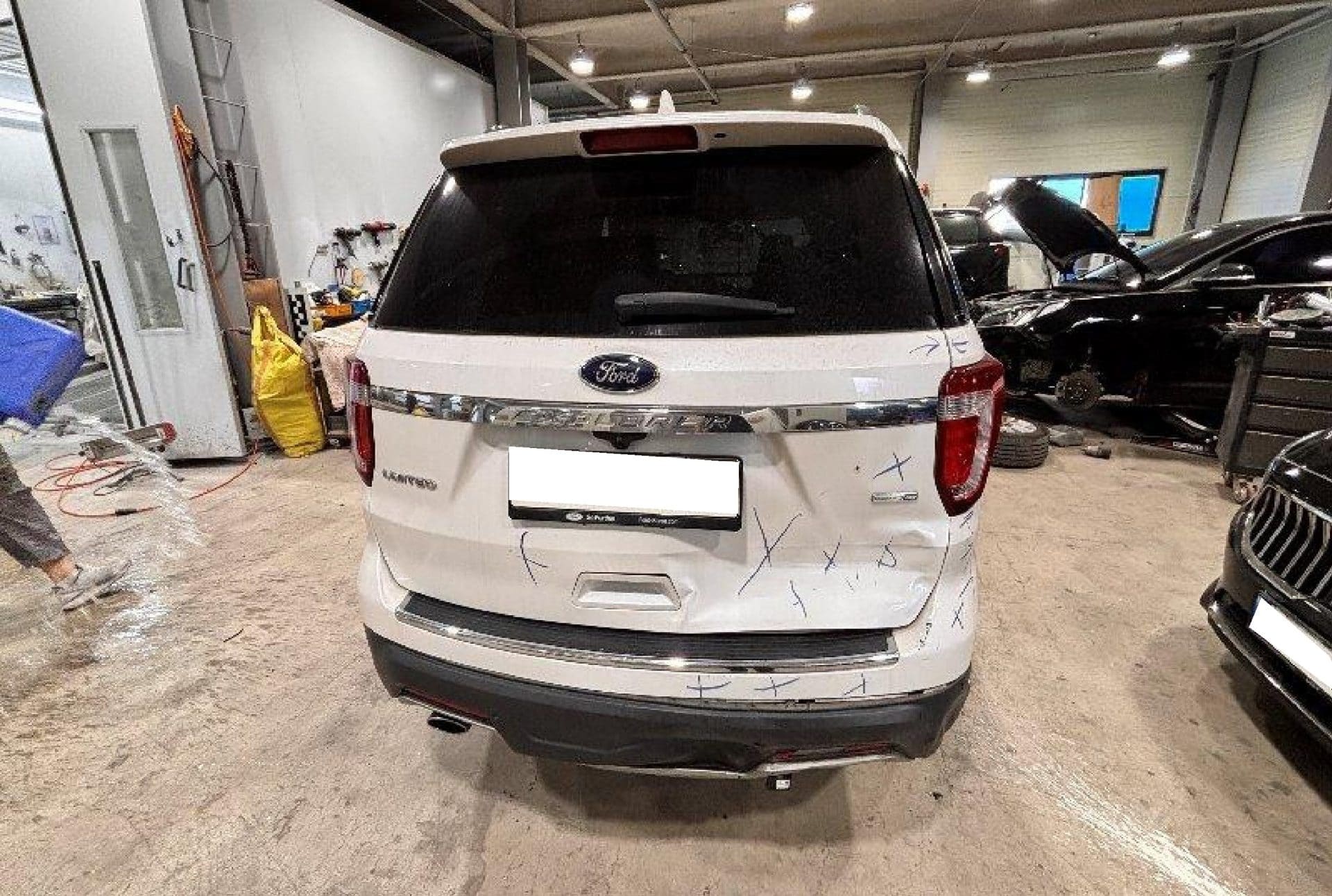 2018 Ford Explorer 2.3 EcoBoost Limited 4WD (B23448) pre-producted 1