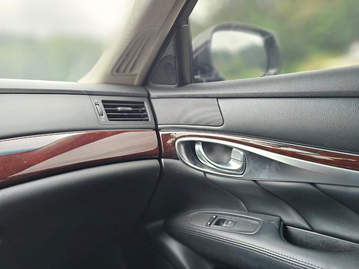 2016 Infiniti Q70 3.7 (S/N: 580214) 48