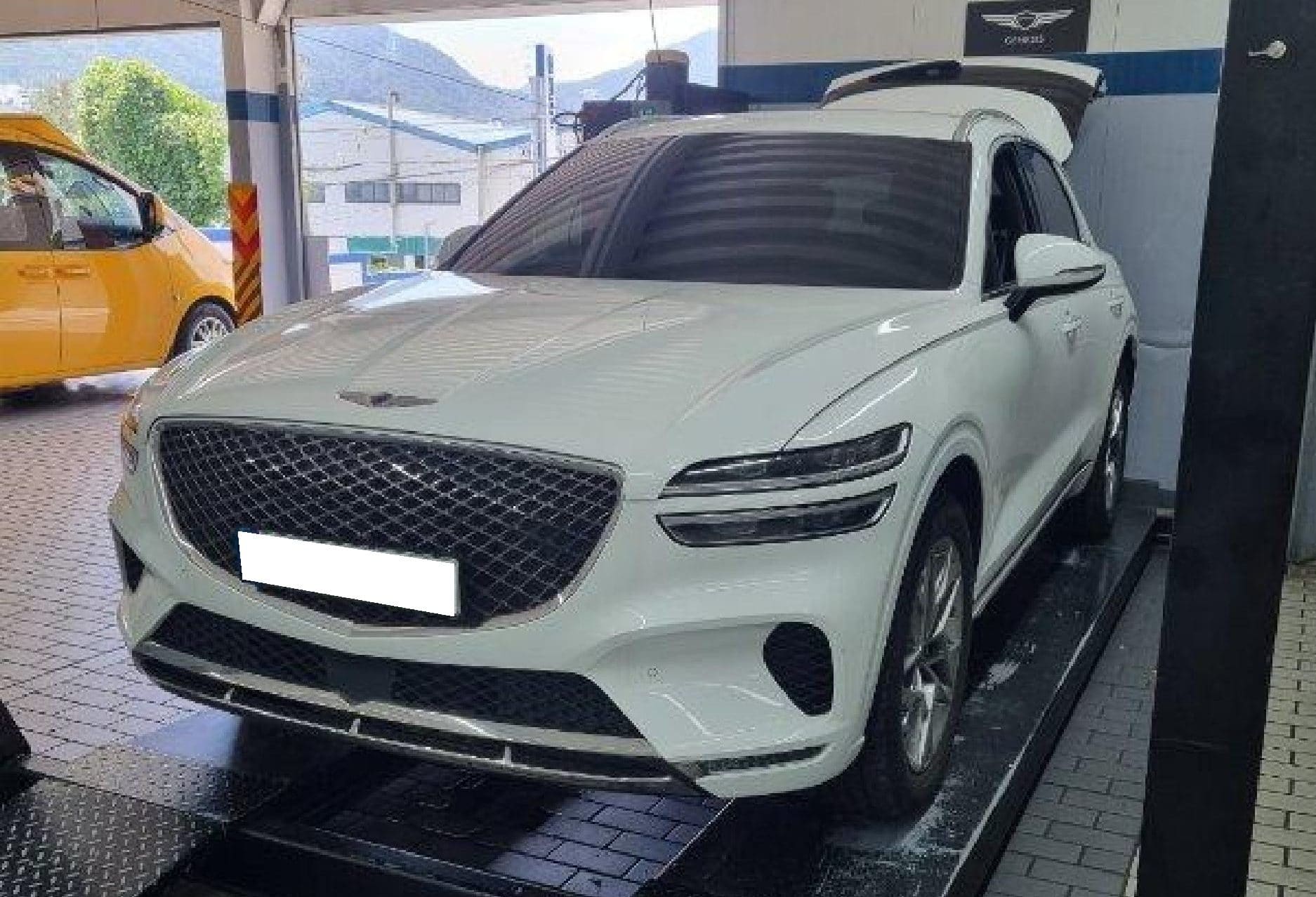 2022 Genesis GV70 2.5T Gasoline AWD (S/N: 058665) [RB Auction]