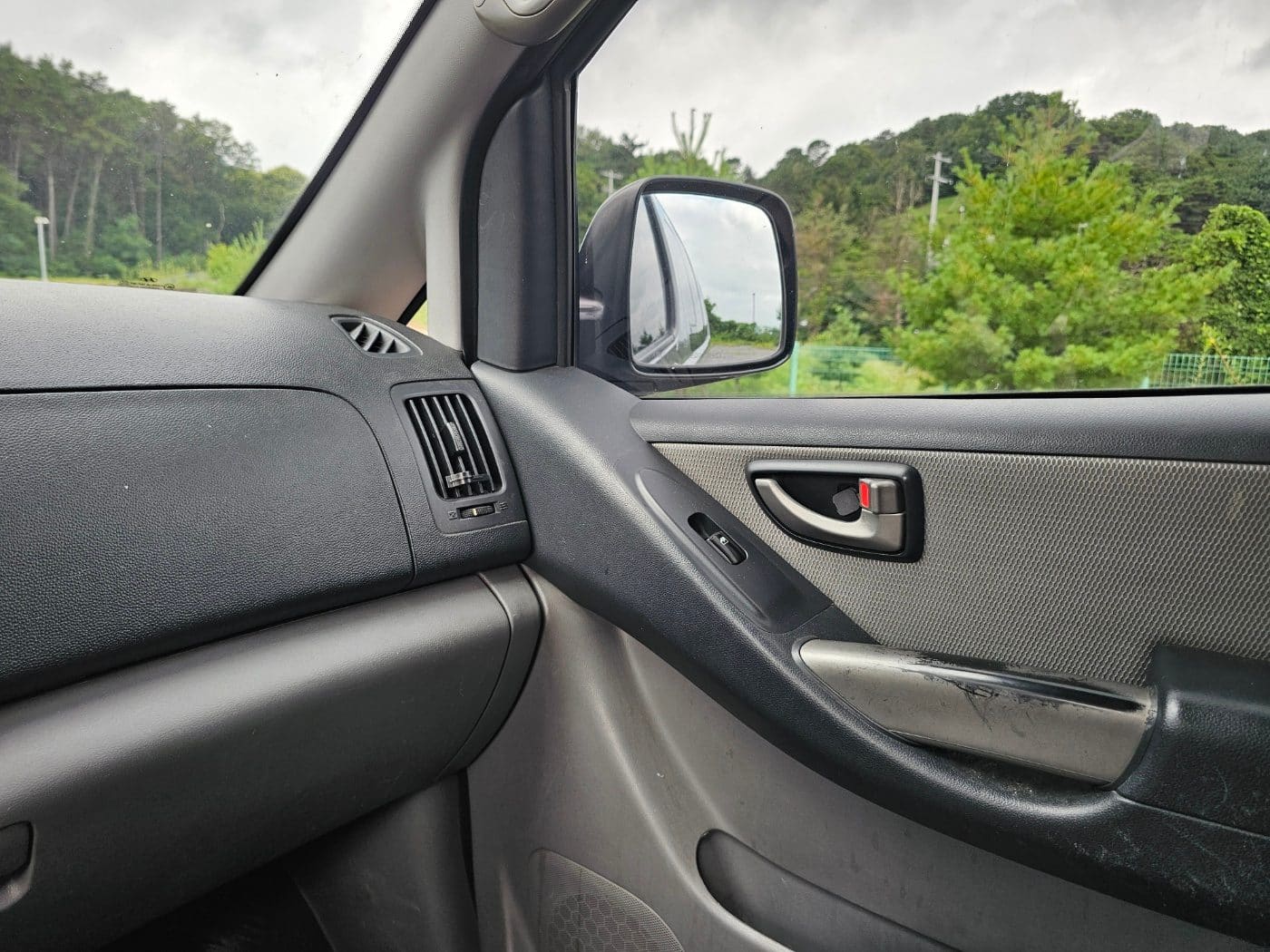 2011 Hyundai Grand Starex 12seats CVX (S/N: 367941) 47