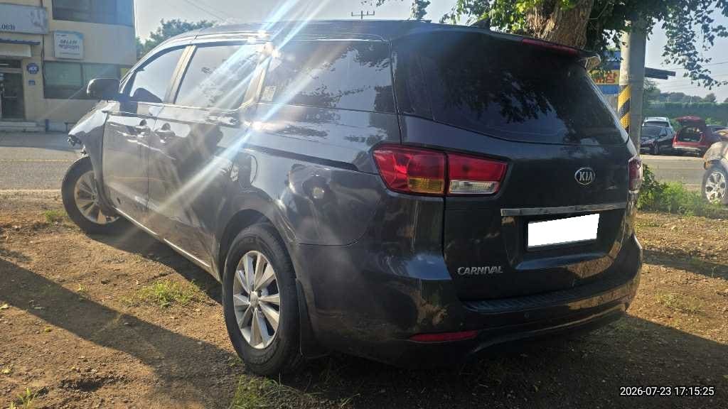 2015 Kia All New Carnival Diesel (065720) pre-producted 4