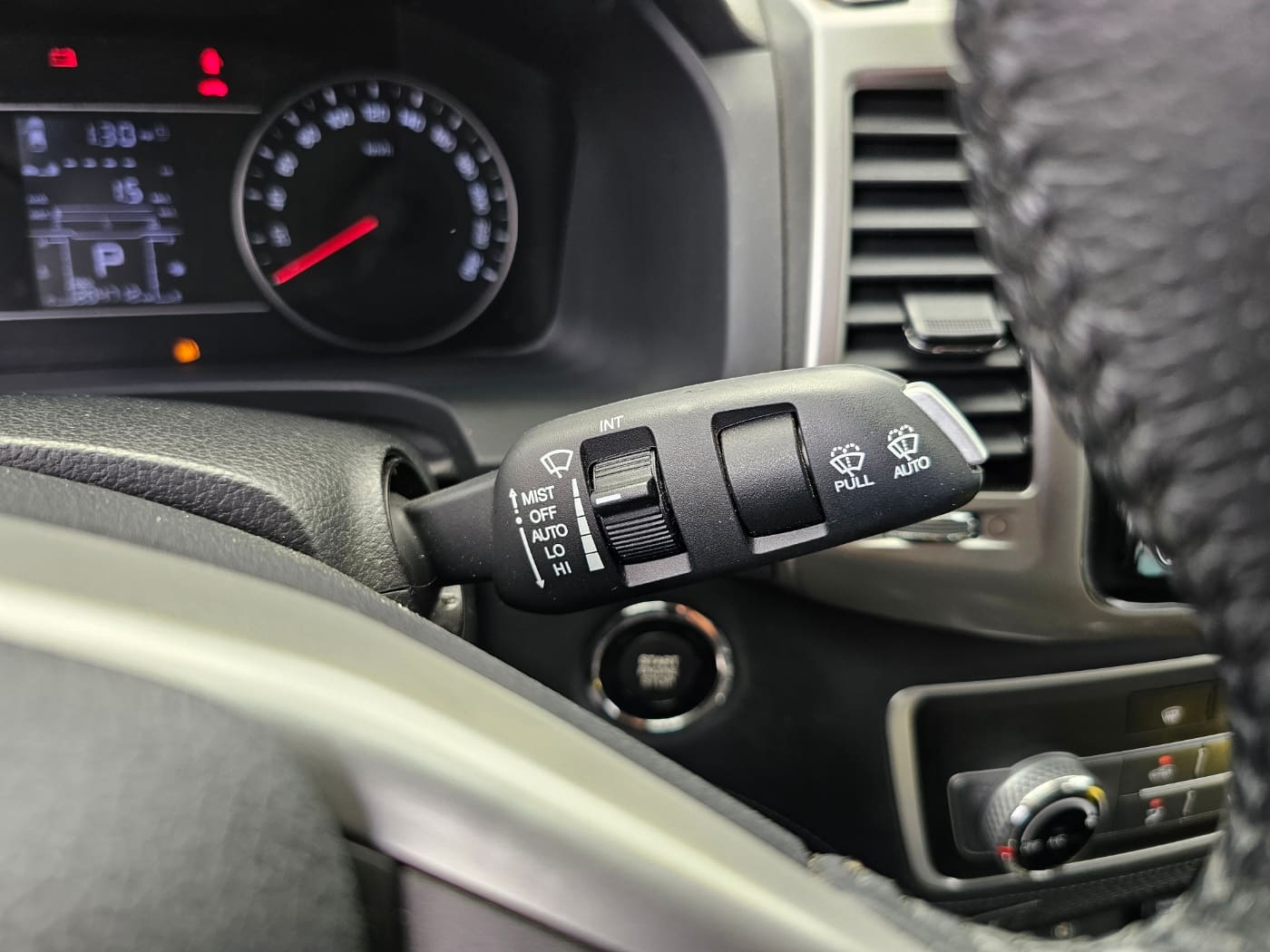 2018 KGM Rexton Sports 4WD Diesel 2.2 (S/N: 004804) 36