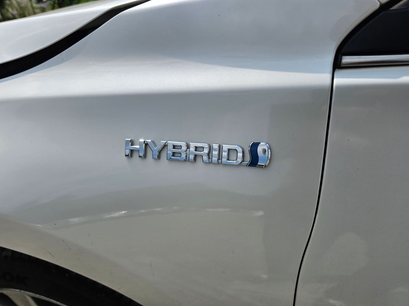 2016 Toyota New Camry Hybrid XLE (S/N: 186463) 22