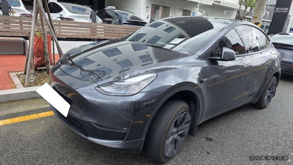 2024 Tesla Model Y Long Range (615982) pre-producted 5
