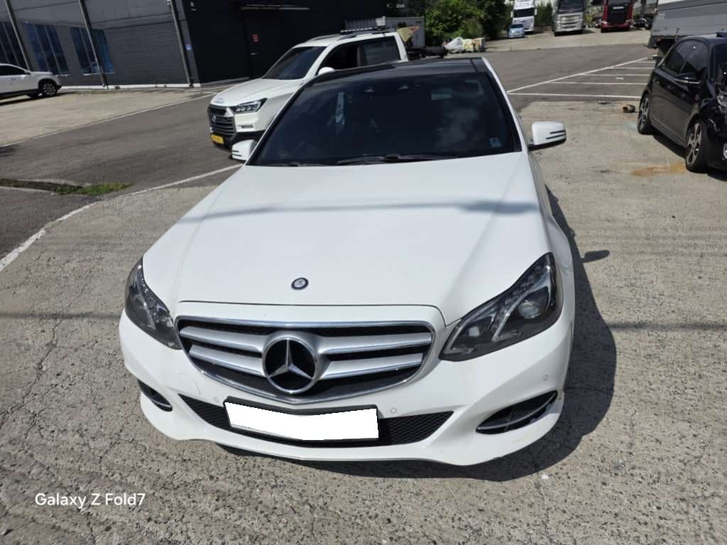2014 Benz E-Class W212 E250 CDI 4MATIC (048990) pre-producted 3