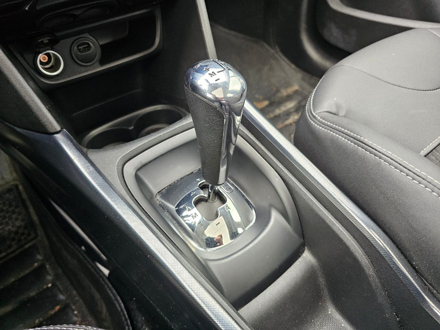 2015 Peugeot  2008 1.6 (S/N: 002491) 42