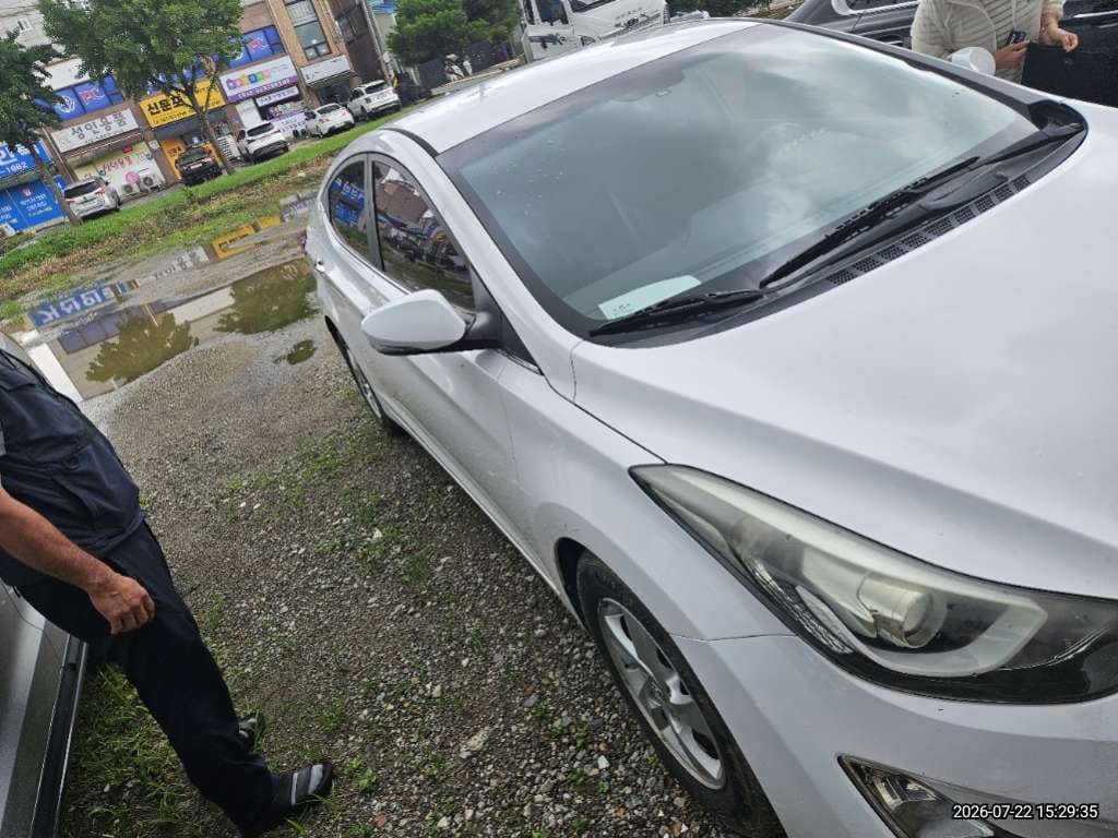 2016 Hyundai The New Avante 1.6 GDI (563159) pre-producted 3