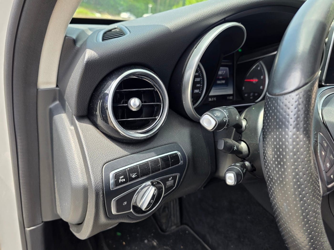 2016 Benz C-Class W205 C220 d (S/N: 228102) 34