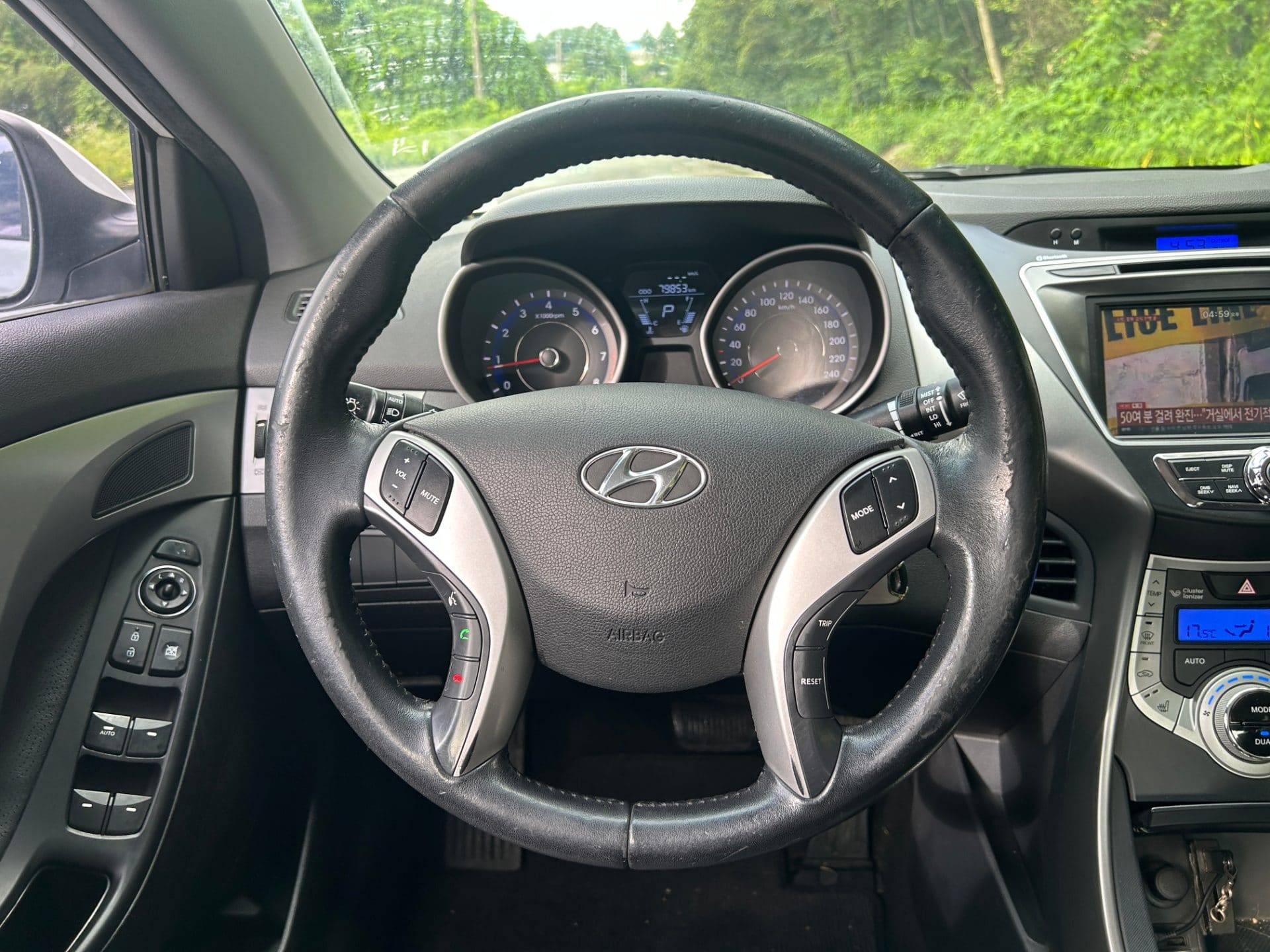2011 Hyundai Avante MD M16 GDI (S/N: 083970) 37