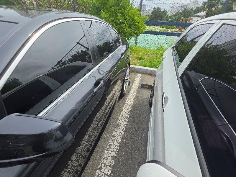 2012 BMW 5 Series (F10) 520d (X09252) pre-producted 3