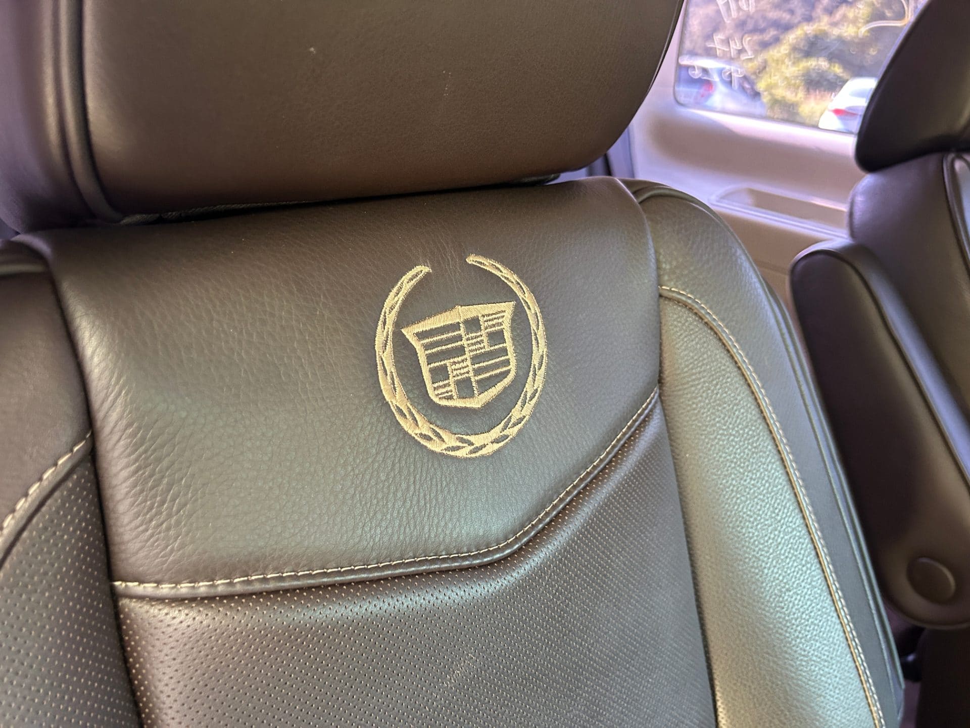 2011 Cadillac Escalade 6.2 (S/N: 281014) 35