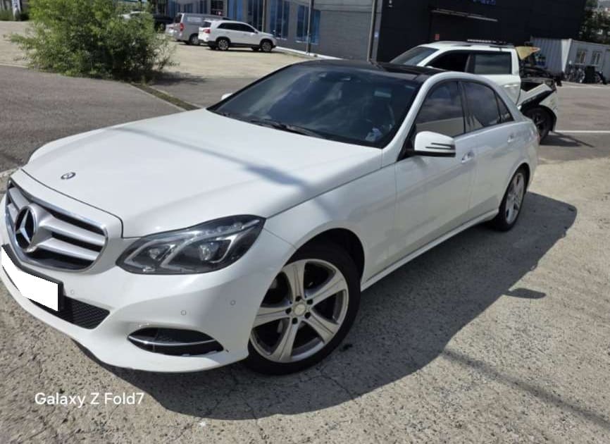 2014 Benz E-Class W212 E250 CDI 4MATIC (048990) pre-producted 4