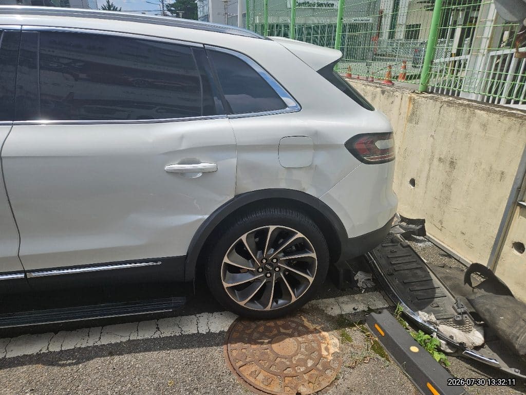 2022 Lincoln Nautilus 2.7 202 AWD (L01899) pre-producted 6