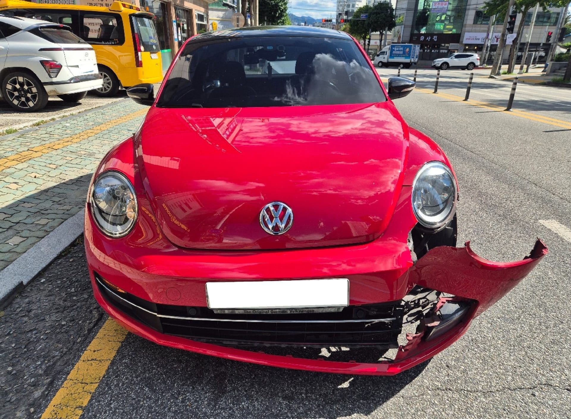 2014 Volkswagen The Beetle 2.0 TDI (661318) pre-producted 1