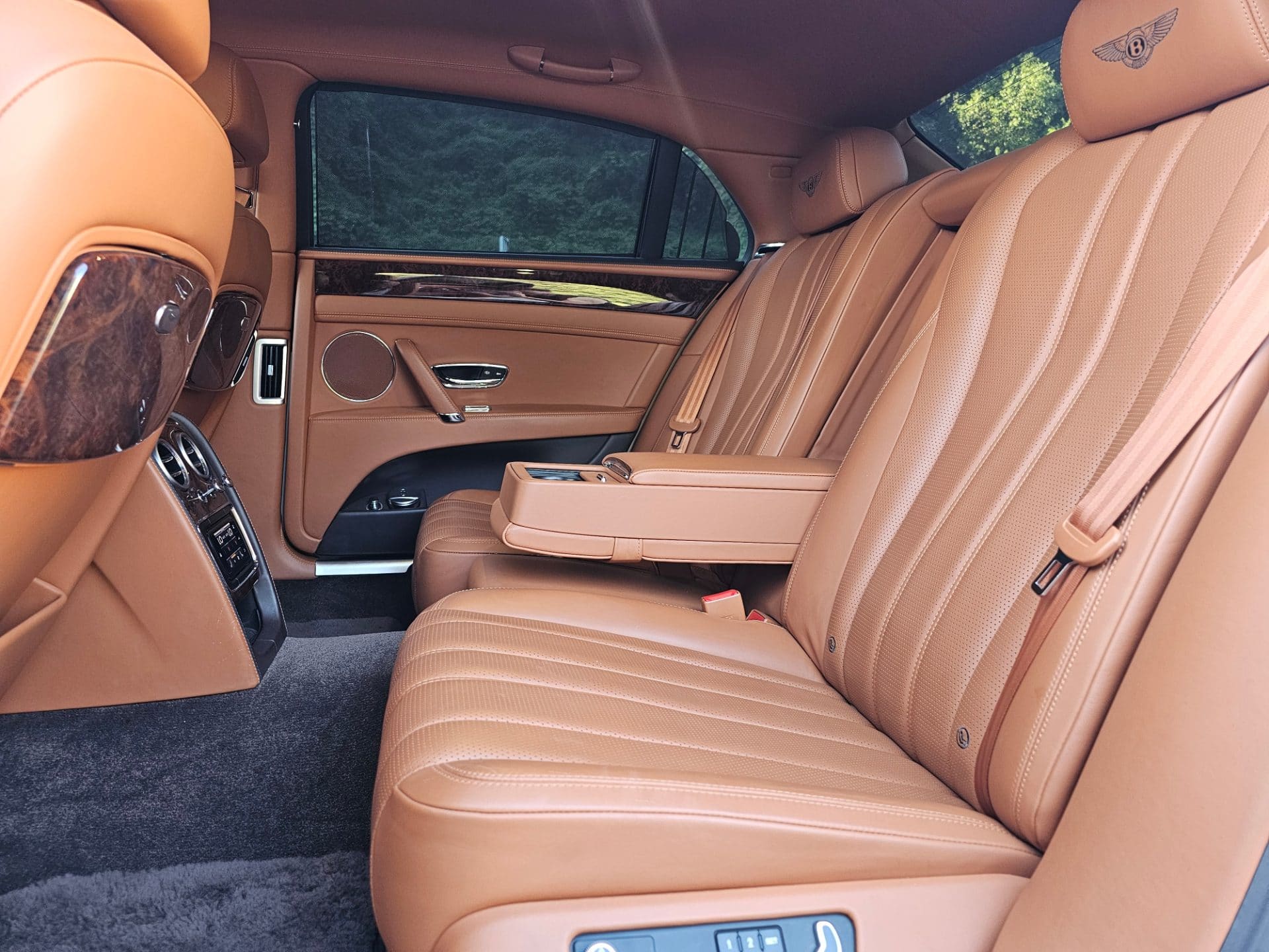 2016 Bentley Flying Spur 6.0 (S/N: 057561) 26