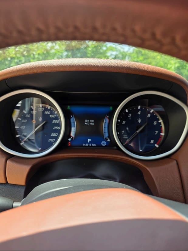 2017 Maserati Ghibli (242287) pre-producted 6