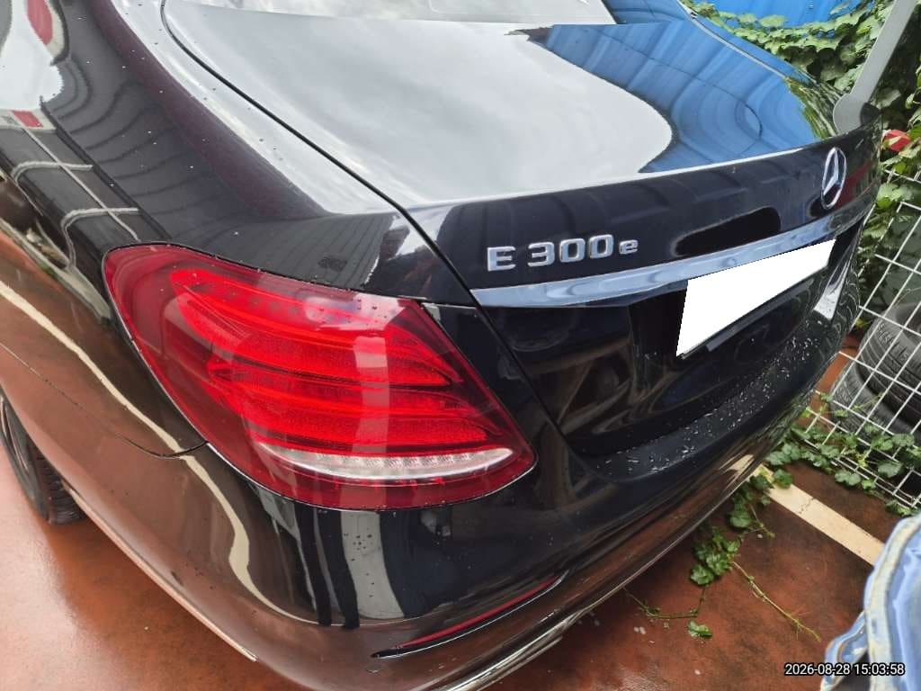 2019 Benz E-Class (W213) E300e (674404) pre-producted 5