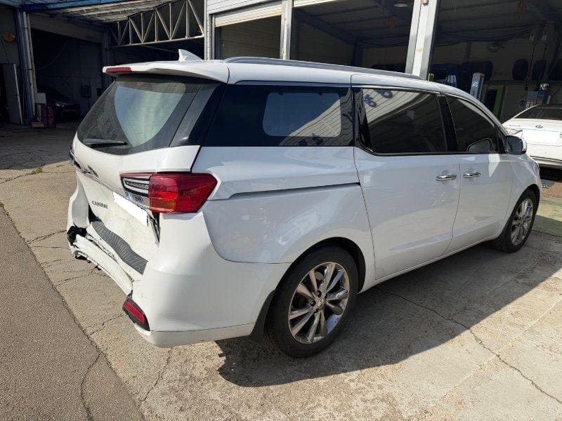 2019 Kia The New Carnival Diesel (603935) pre-producted 2